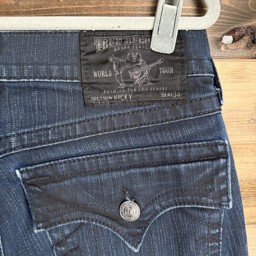 True Religion Ricky World Tour Men’s 32 Fit 31 Dark Wash Flap Pocket USA Raw Hem